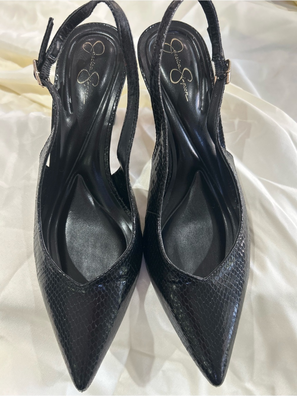 Jessica Simpson Black Pointed Slingback Pumps with Subtle Snakeskin Texture